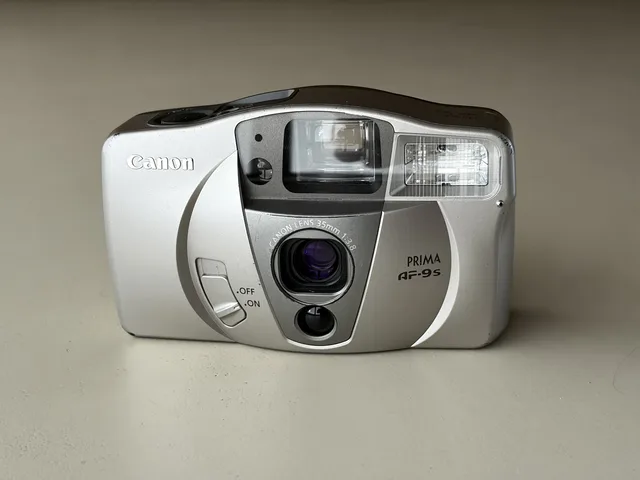 Canon Prima AF-9S (Sure Shot AF-7S / Owl PF) — 35mm autofocus compact from 2000