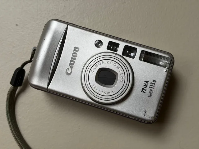 Canon Prima Super 115u — 35mm zoom compact from 2001