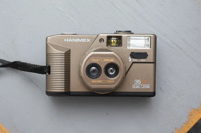 Hanimex 35 DL Dual Lens — 35mm autofocus compact from 1989