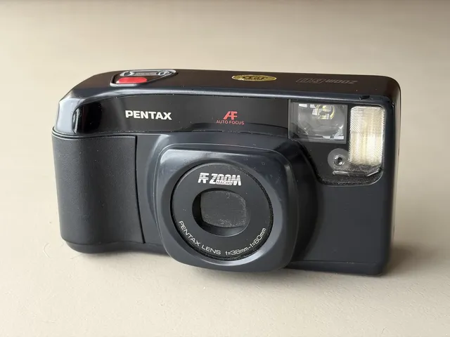 Pentax Zoom 60 — 35mm autofocus compact from 1987